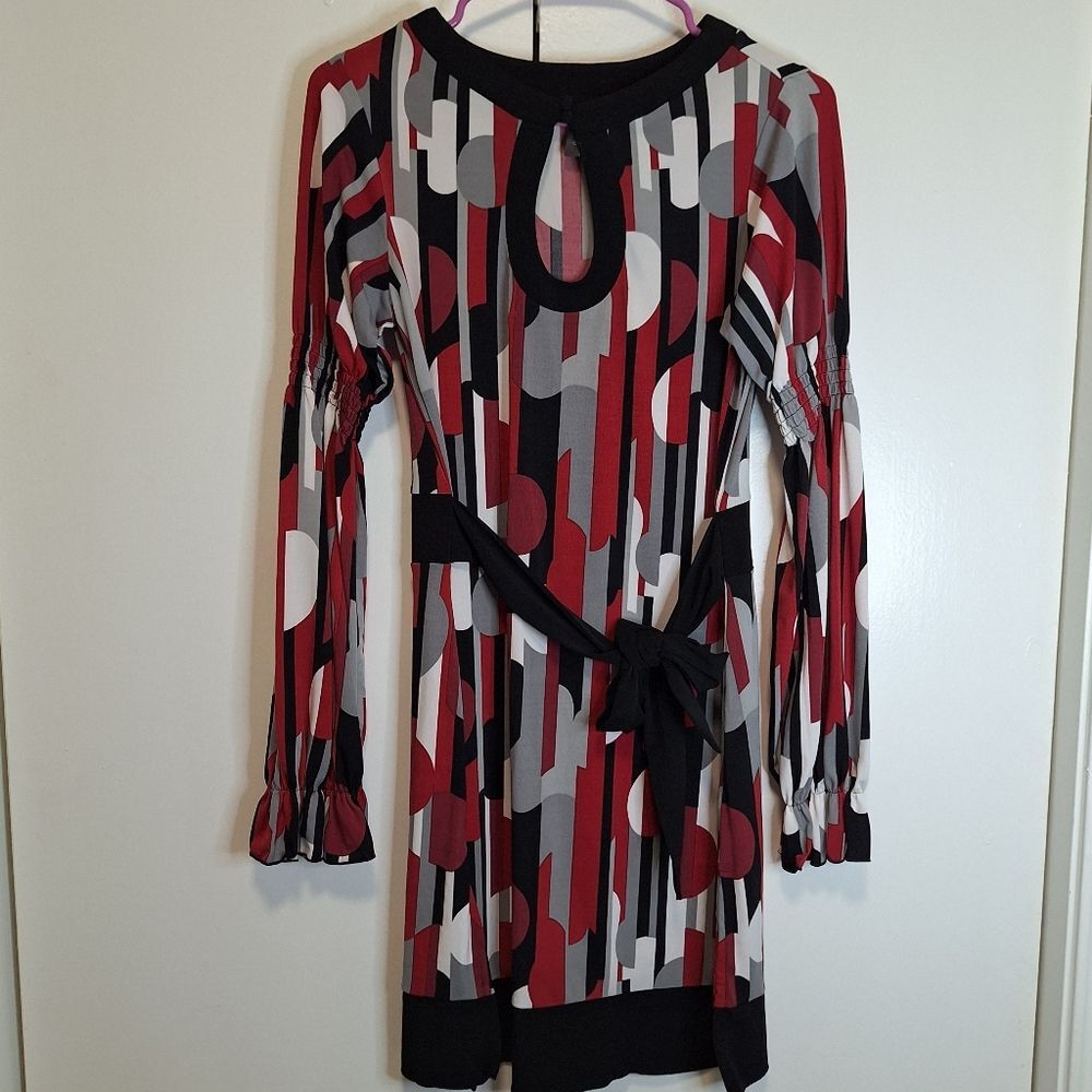 Bisou Bisou Geometric Keyhole Dress Abstract Pattern